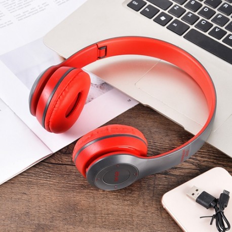 P47 Wireless Headphone Bluetooth 5.0 Headsets Foldable Bass Helmet Support TF-Card with Mic for PS4 / Phone / PC - Red